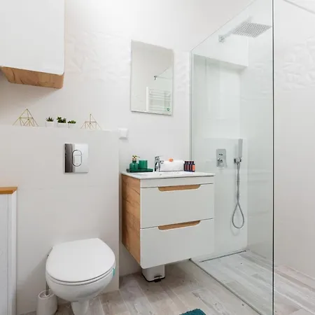 Center Elektoralna By Renters * Varşova