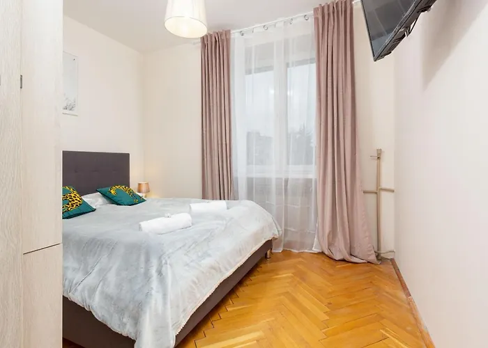 Center Elektoralna By Renters شقة وارسو